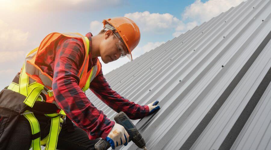 Professional residential roofers in Chester, VA